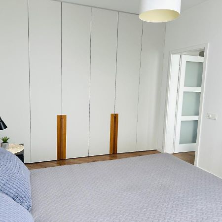 Butas Paciame Siauliu Miesto Centre Apartman Šiauliai Kültér fotó